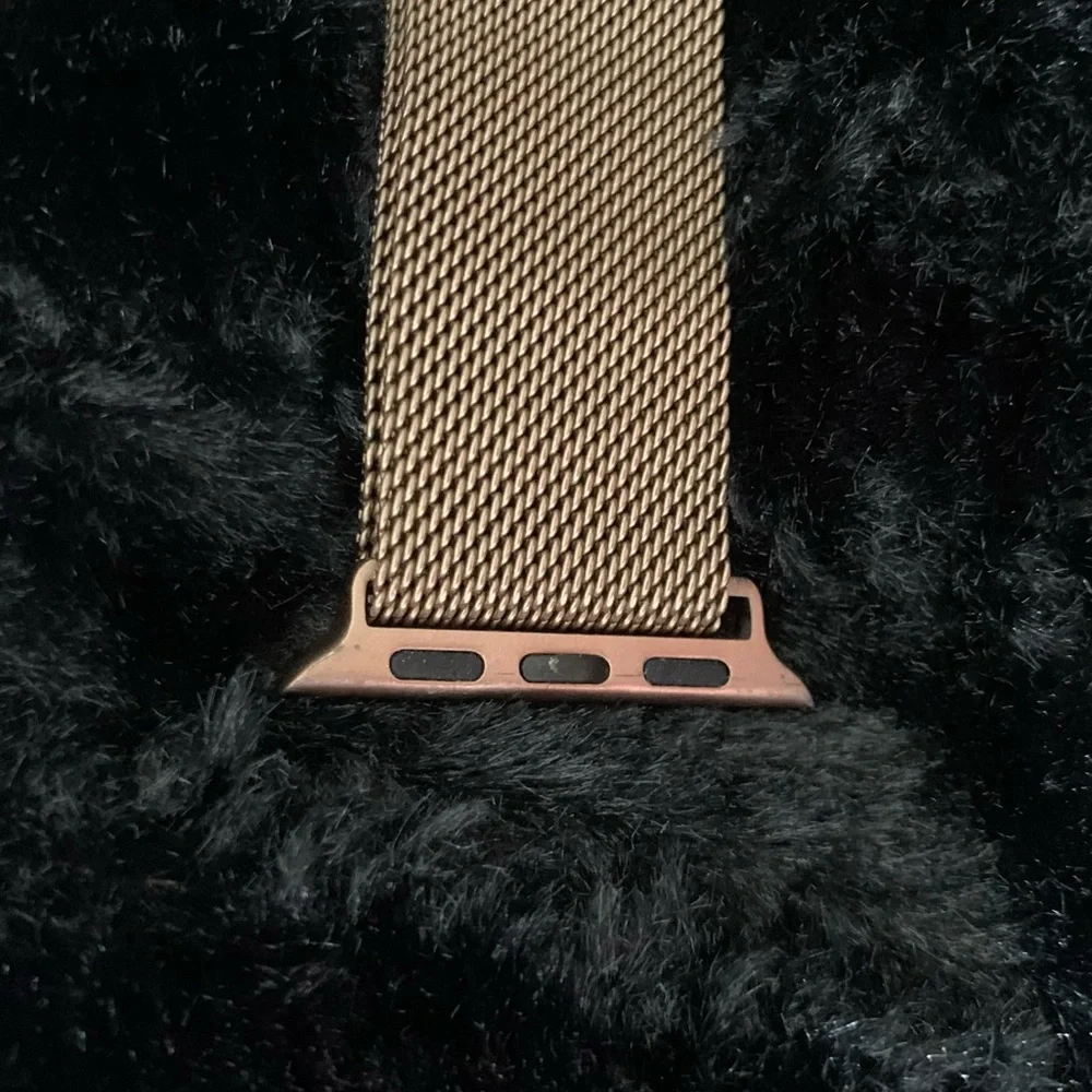 Apple Watch Gold Cover & Wrist Band